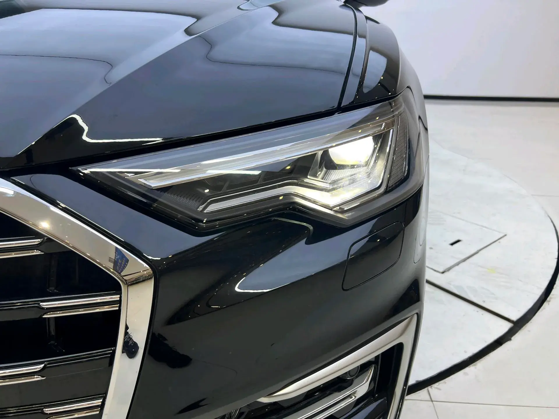 2023 AUDI A6L thumbnail 4