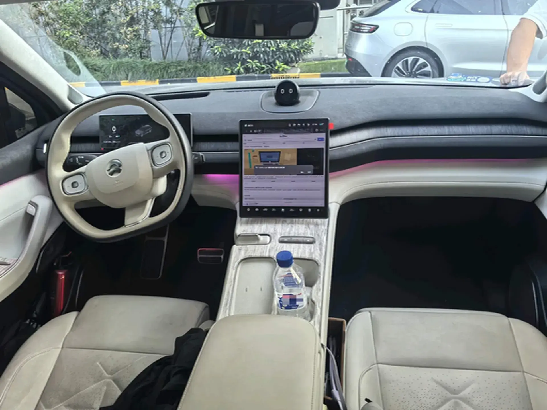 2022 NIO ES7 thumbnail 3