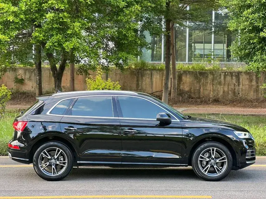 2018 AUDI Q5L thumbnail 3