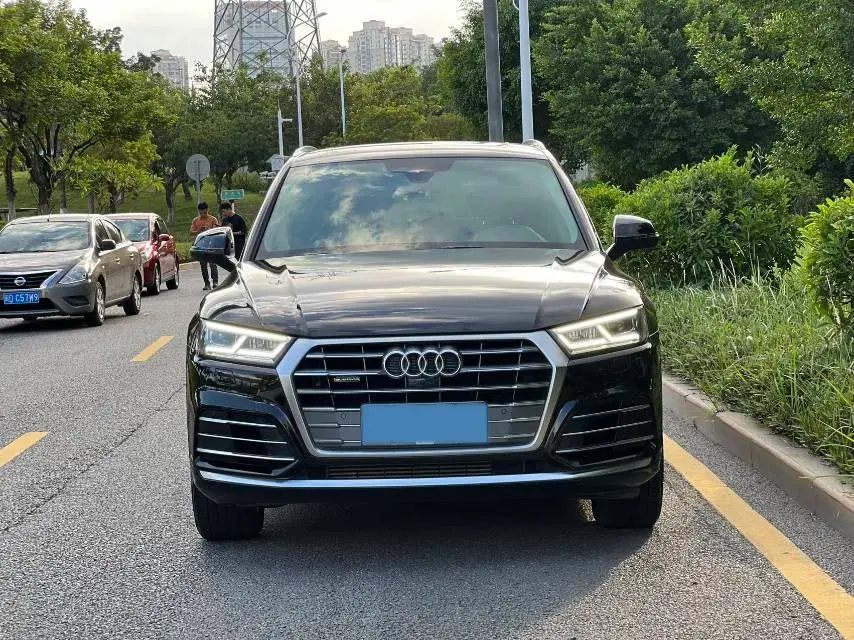 2018 AUDI Q5L thumbnail 2