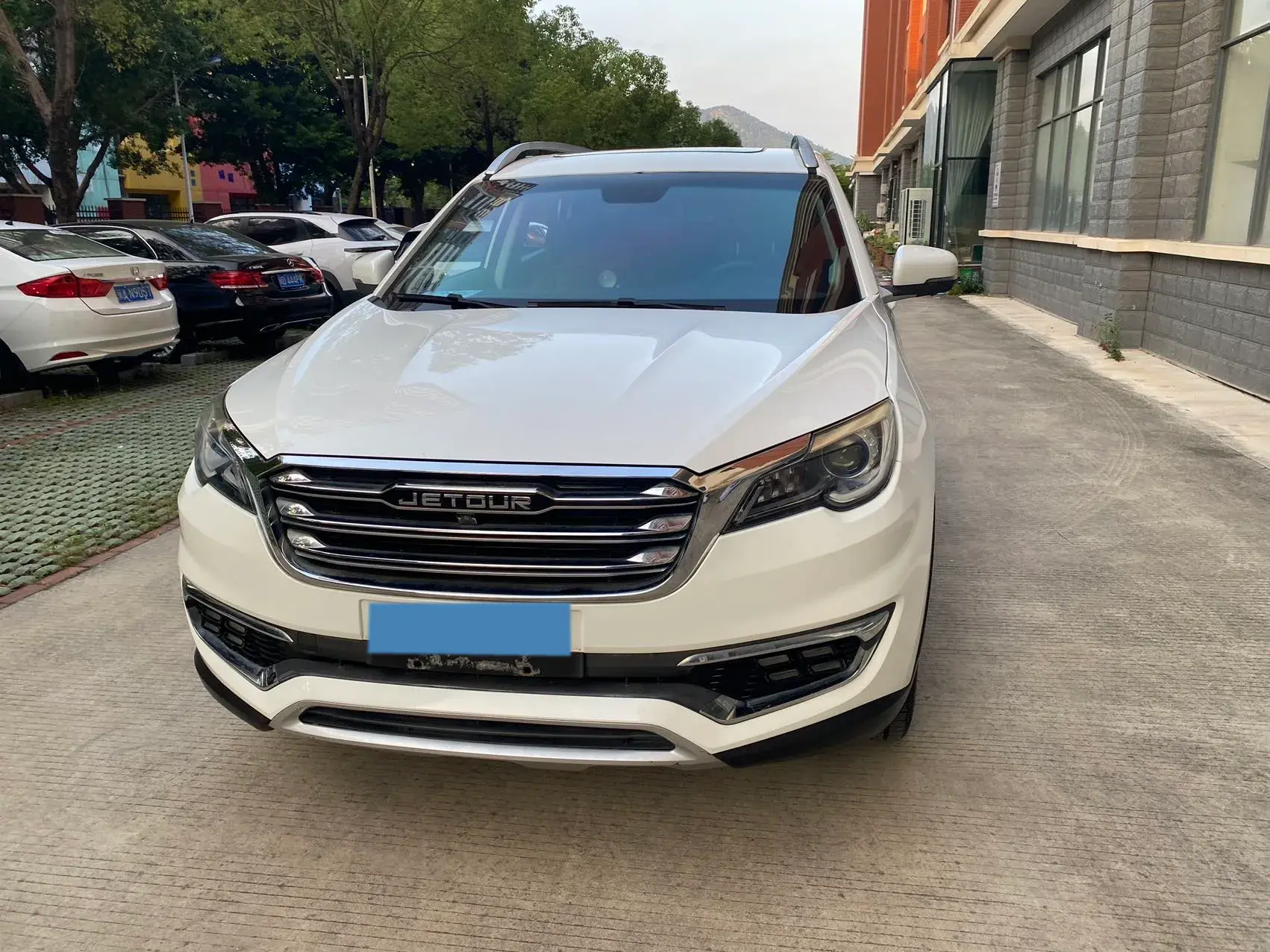 2018 JETOUR X70 thumbnail 2