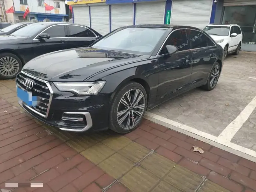 2024 AUDI A6L view 1