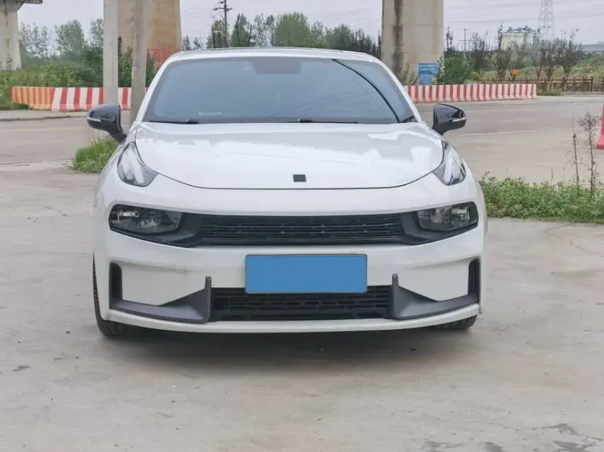 2020 LYNK&CO 03 thumbnail 3