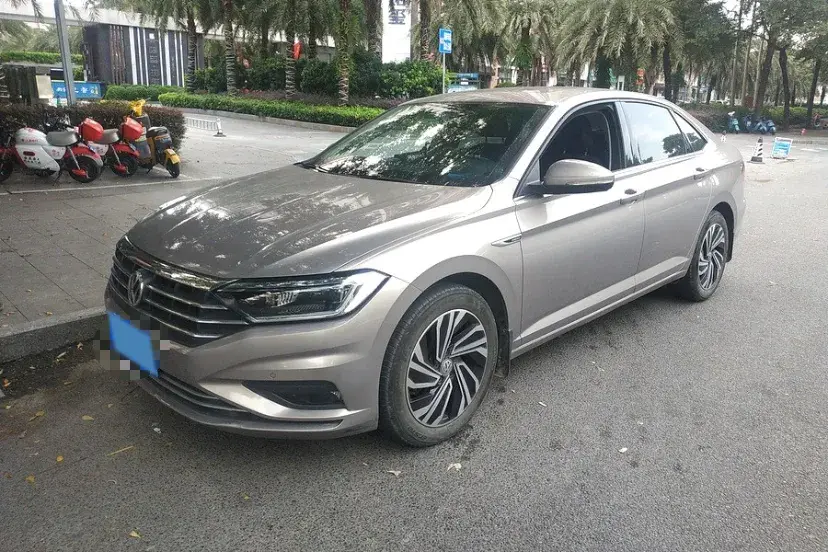 2020 VOLKSWAGEN SAGITAR view 1