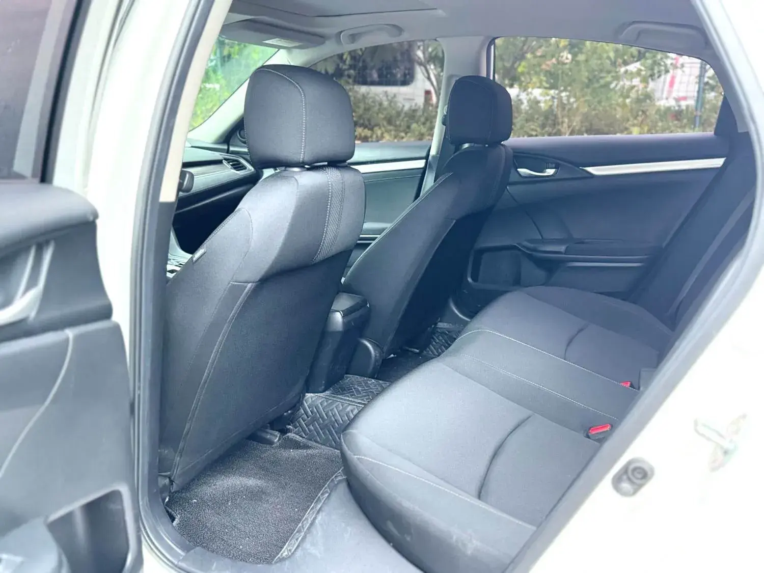 2019 HONDA CIVIC thumbnail 4