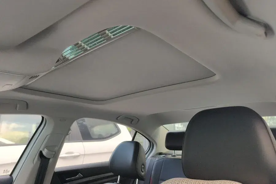 2021 VOLKSWAGEN BORA thumbnail 4