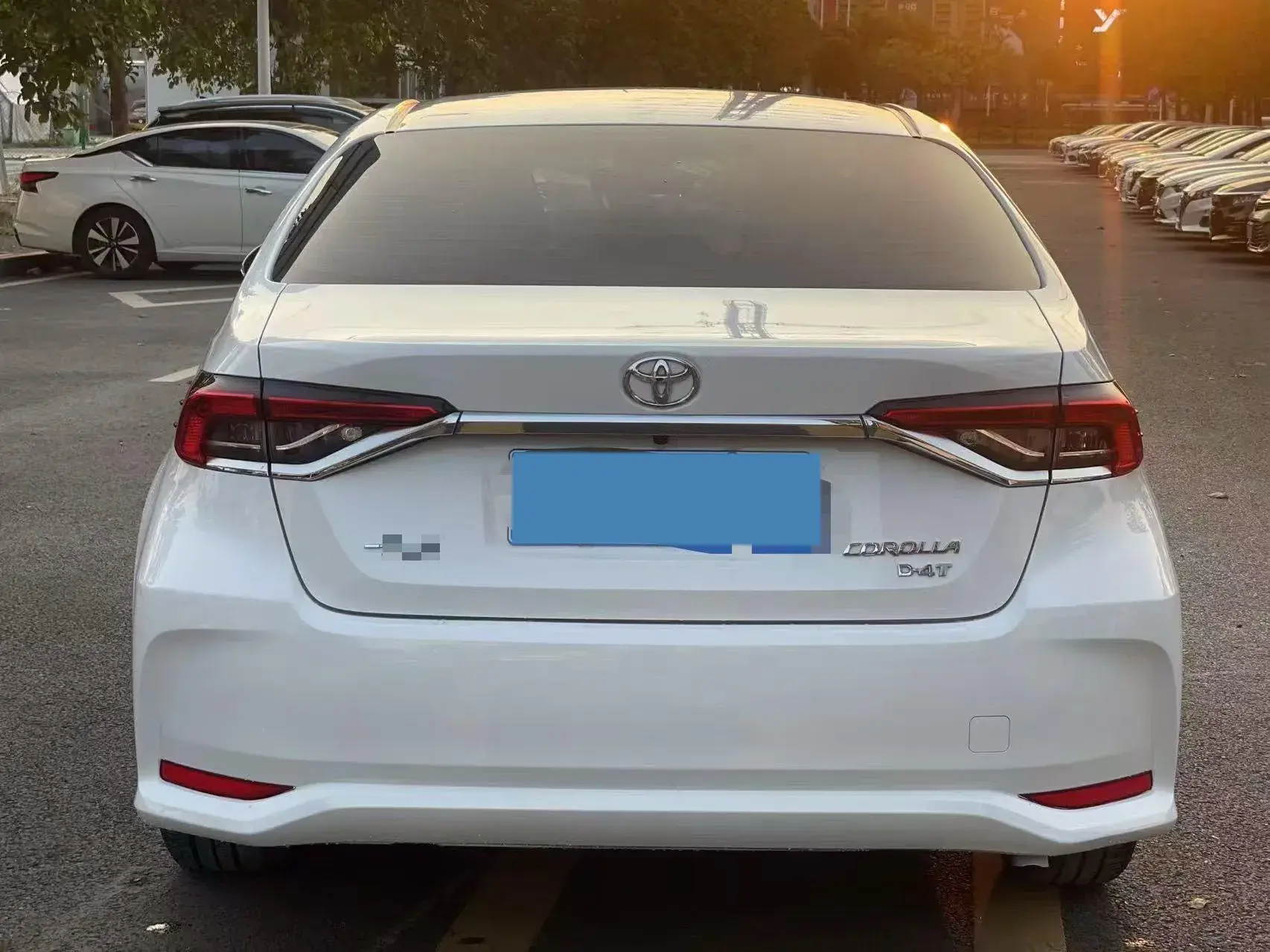 2022 TOYOTA COROLLA thumbnail 4