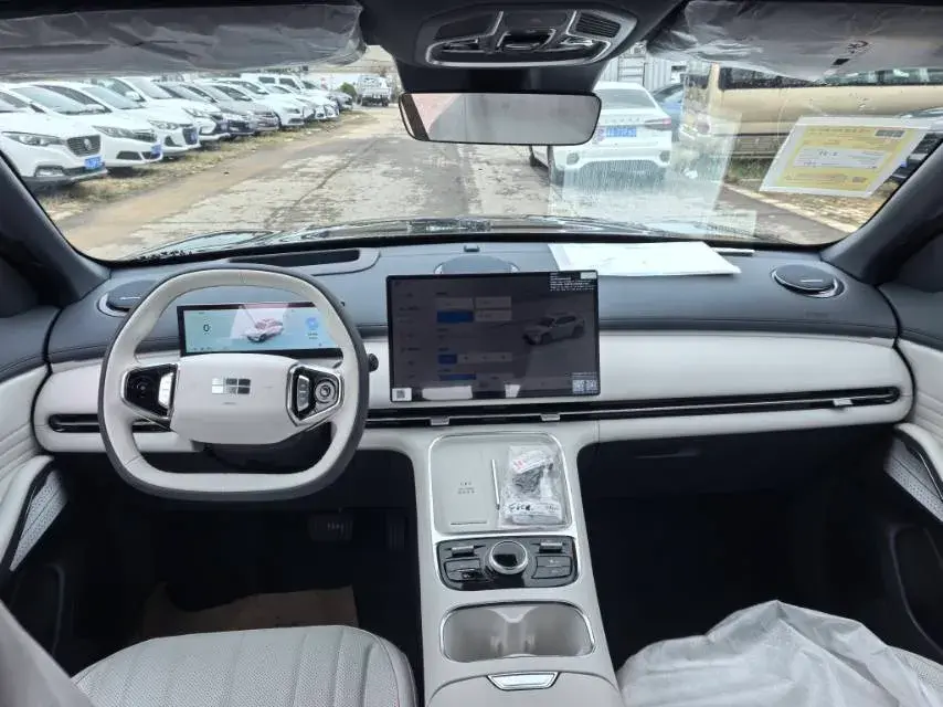 2025 GEELY GALAXY thumbnail 4