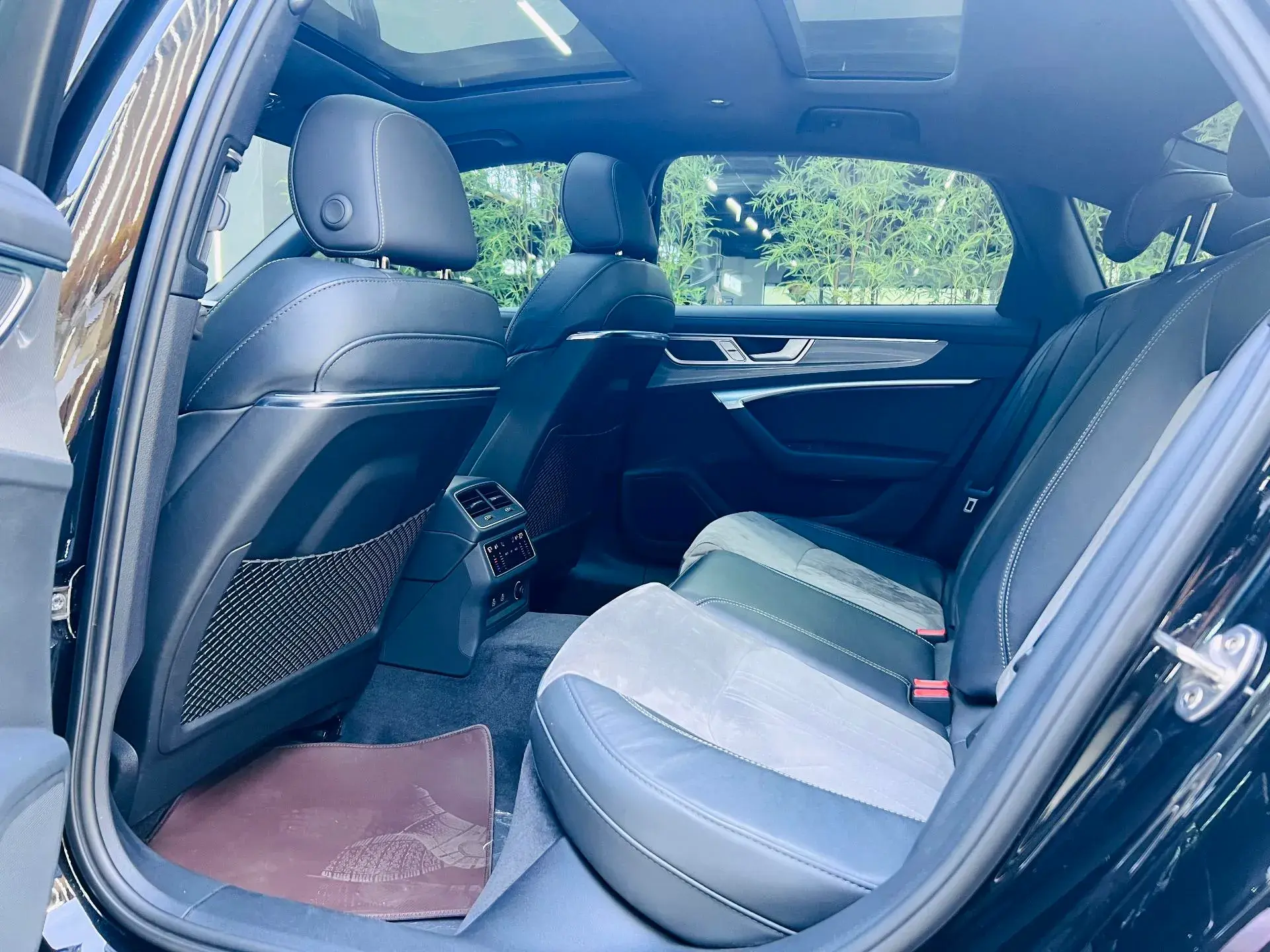 2024 AUDI A6L thumbnail 3