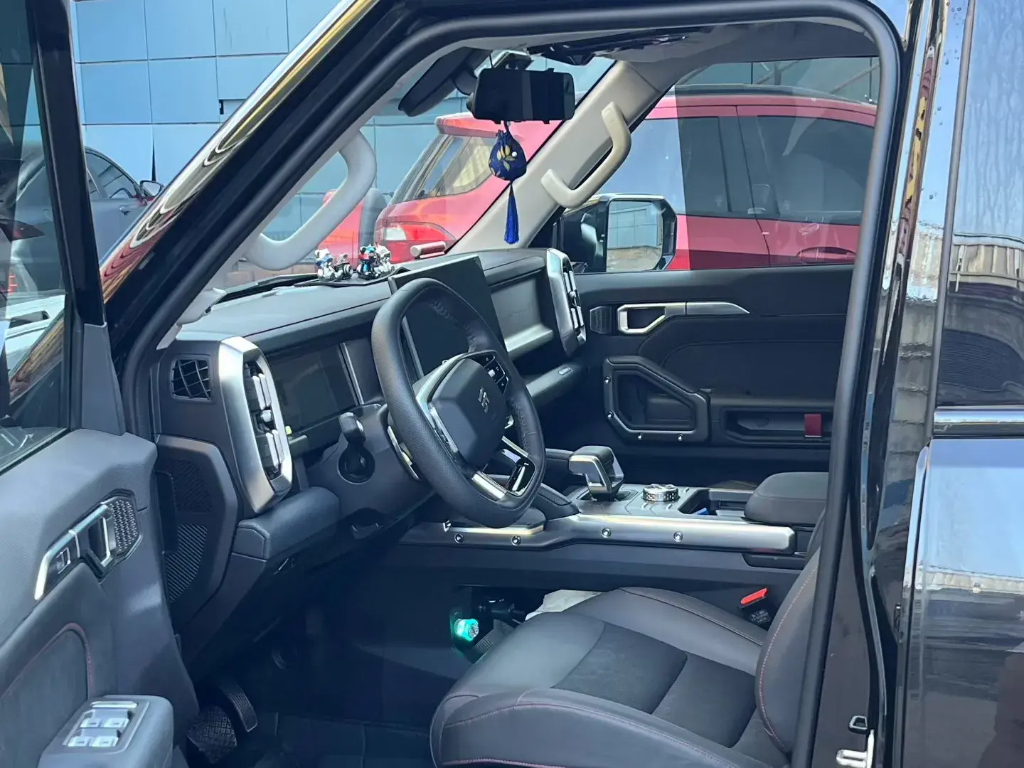 2023 JETOUR TRAVELLER thumbnail 4