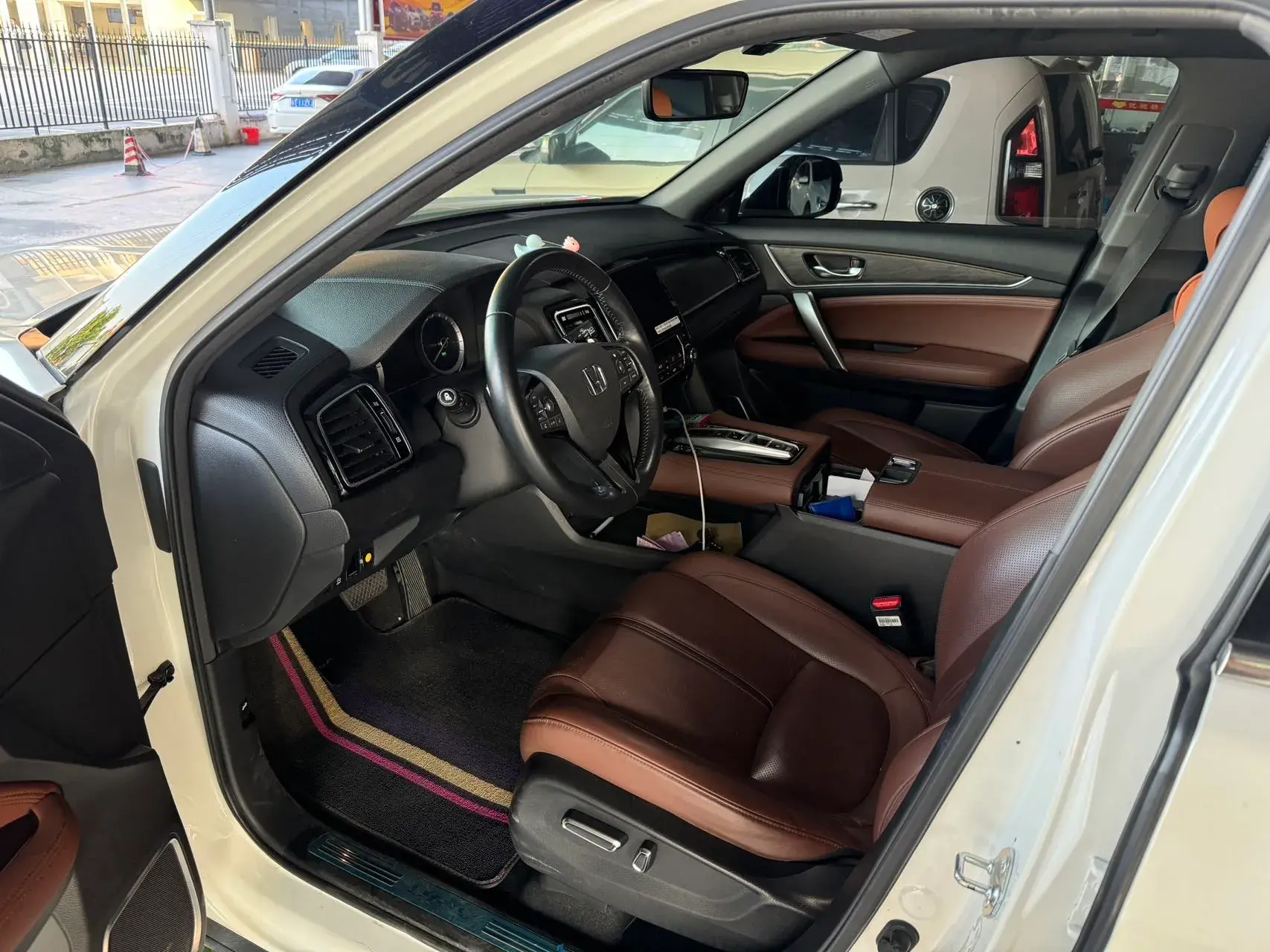 2020 HONDA UR-V thumbnail 2