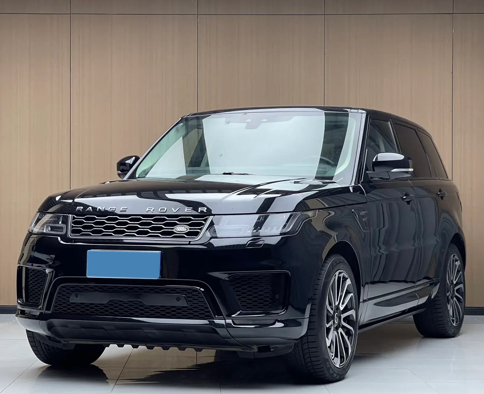 2018 LAND ROVER view 1