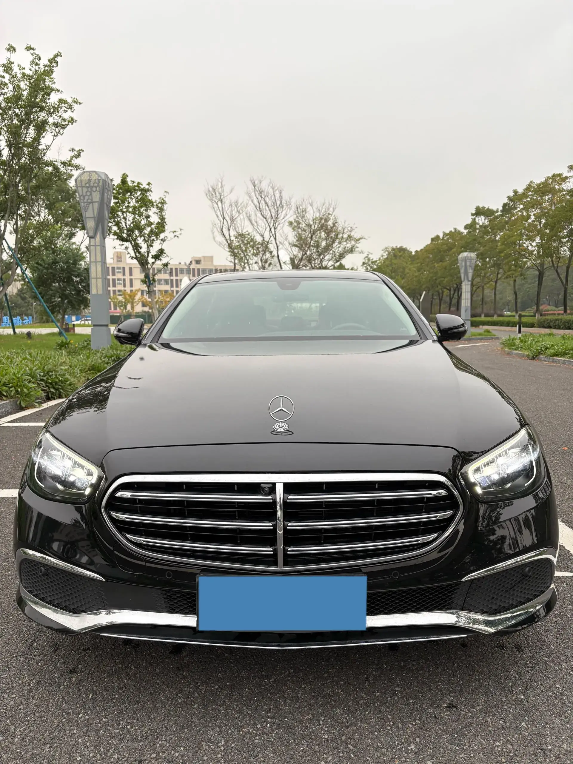 2023 MERCEDES-BENZ E thumbnail 3