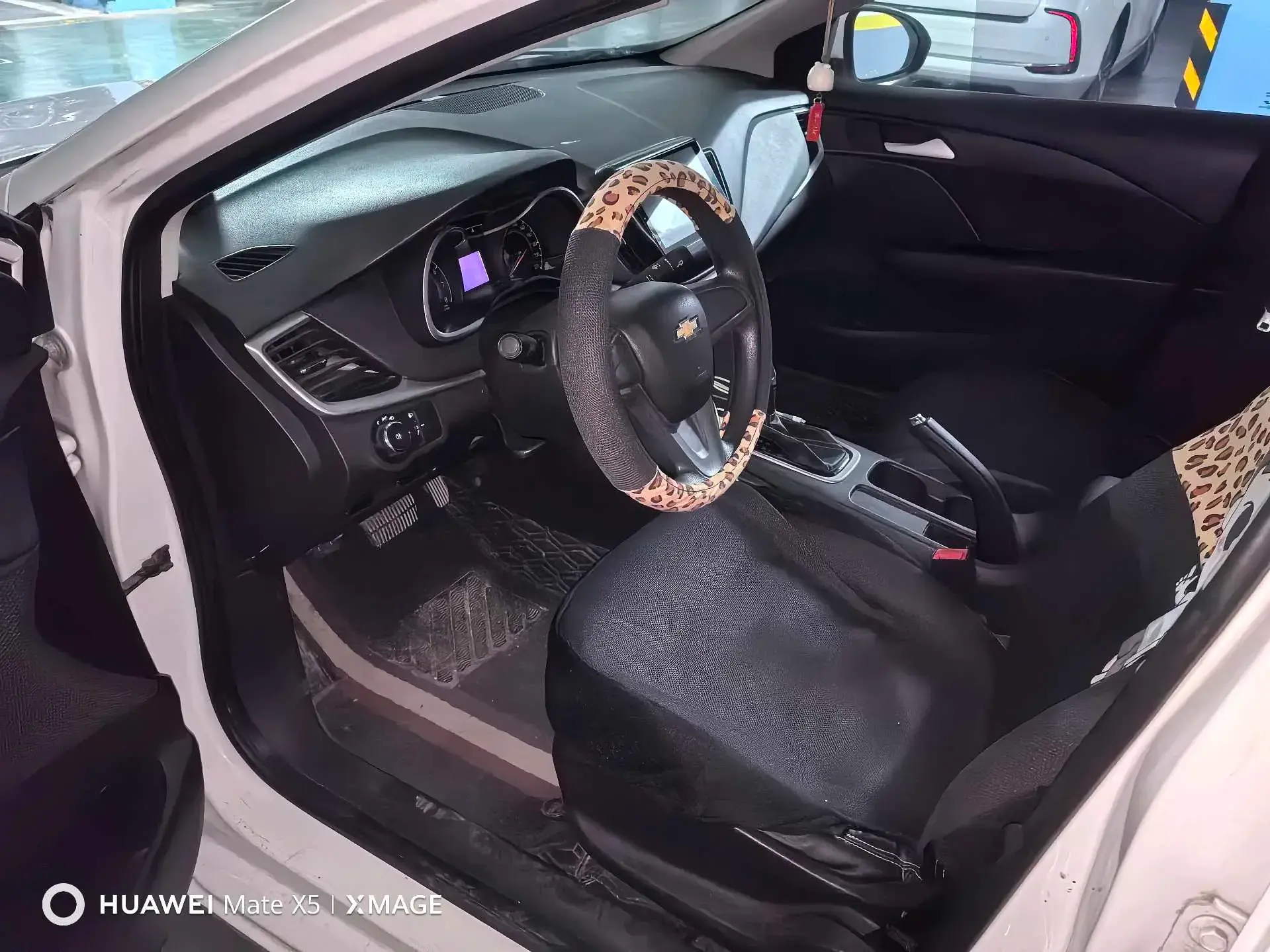 2018 CHEVROLET CAVALIER thumbnail 2