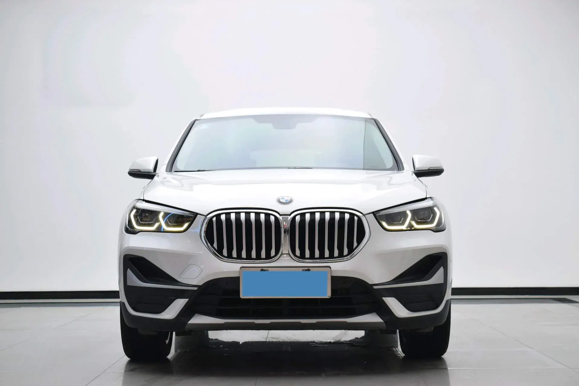 2021 BMW X1 thumbnail 2