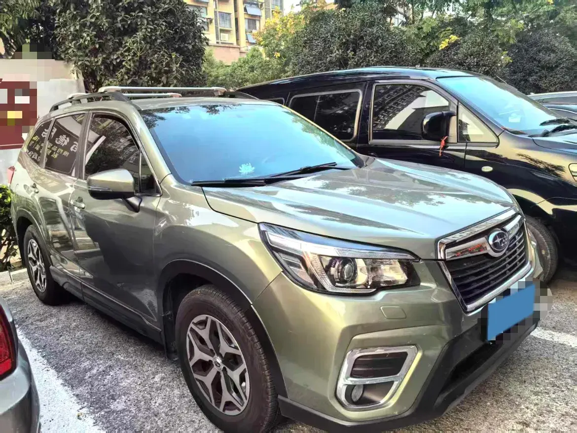 2021 SUBARU FORESTER thumbnail 2