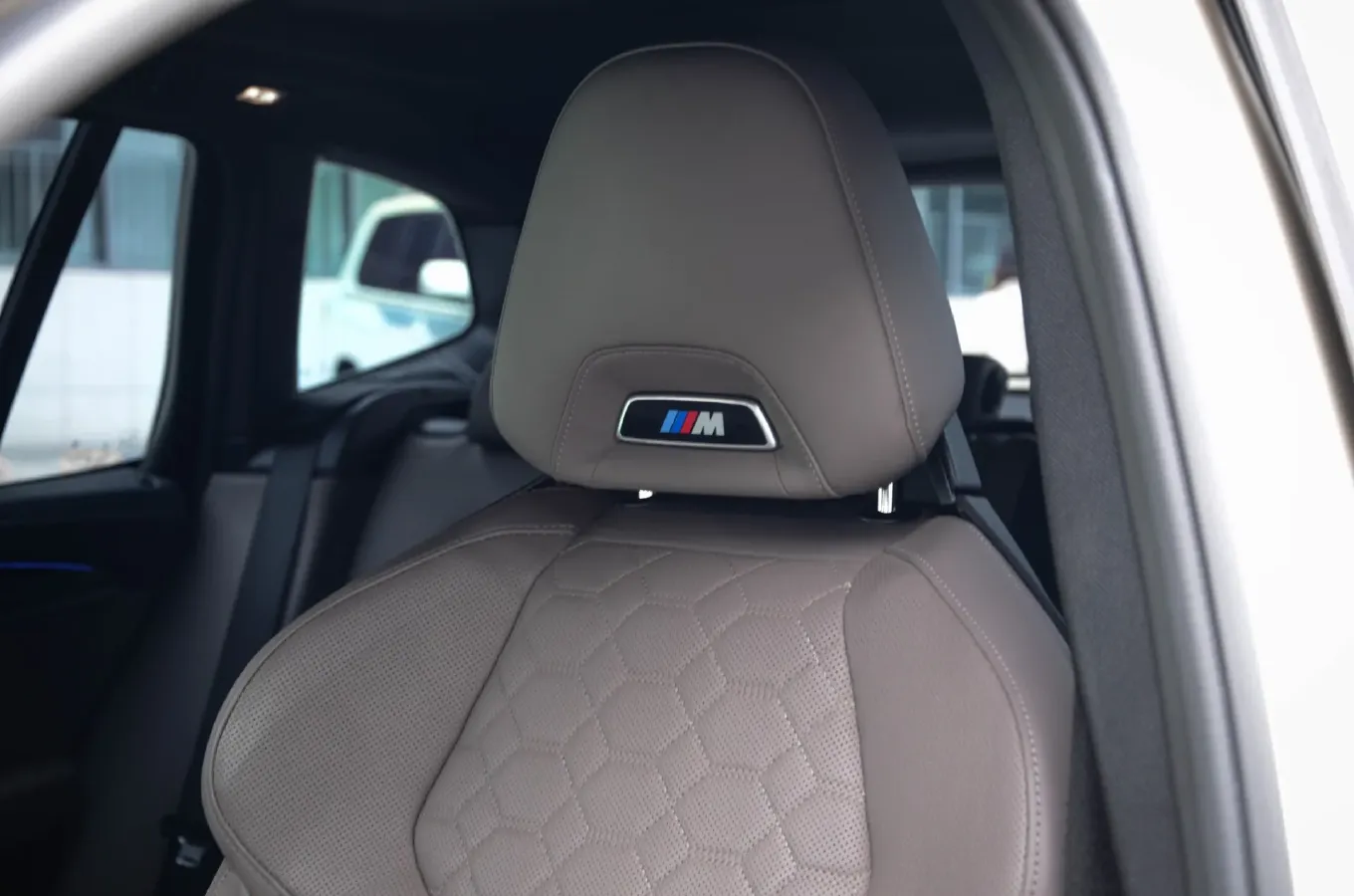 2019 BMW X3 M 3.0T 510HP L6 8AT,autocango,china used car exporter,china ev exporter,chinese used car exporter,chinese used ev exporter