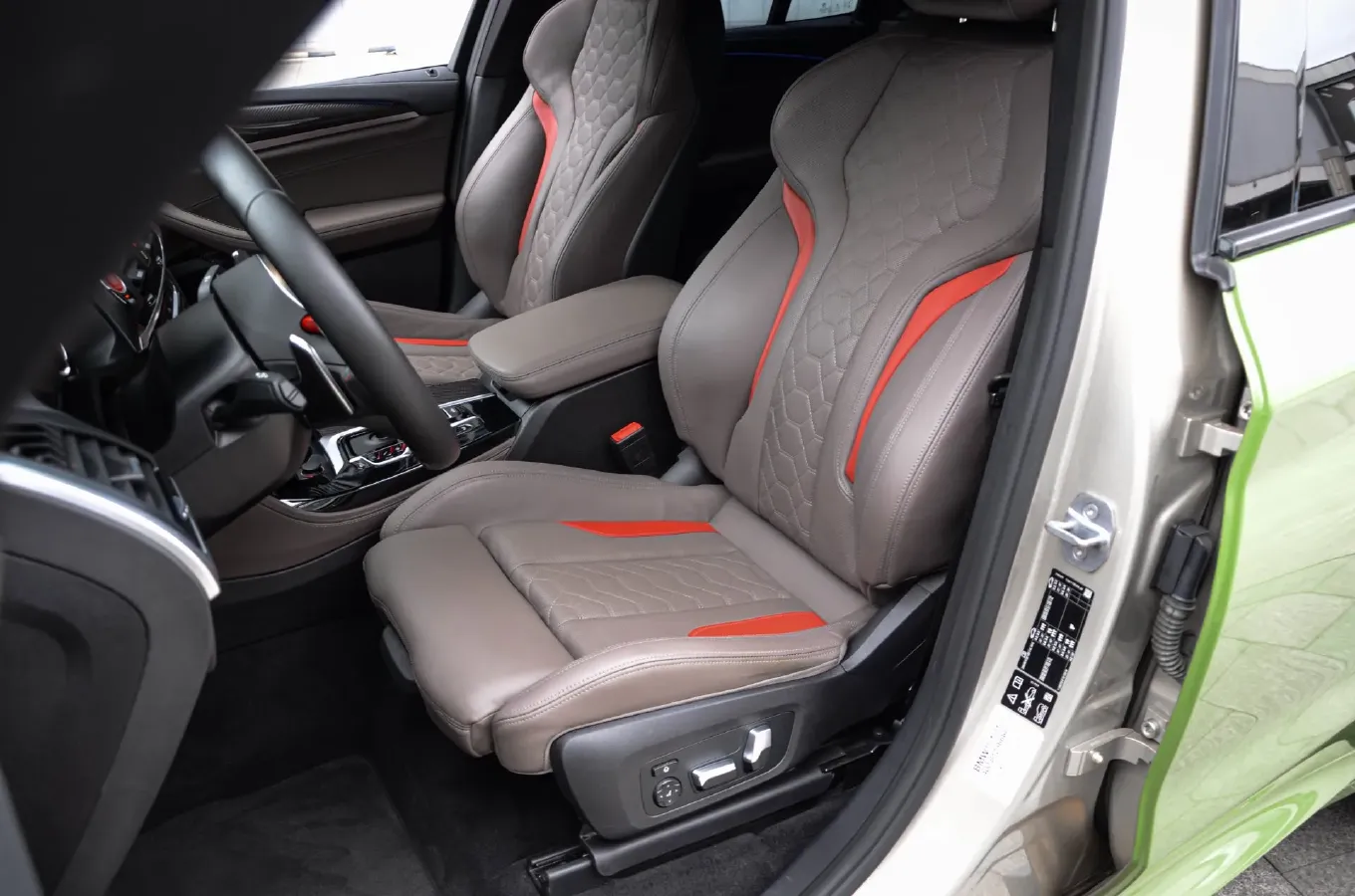 2019 BMW X3 M 3.0T 510HP L6 8AT,autocango,china used car exporter,china ev exporter,chinese used car exporter,chinese used ev exporter