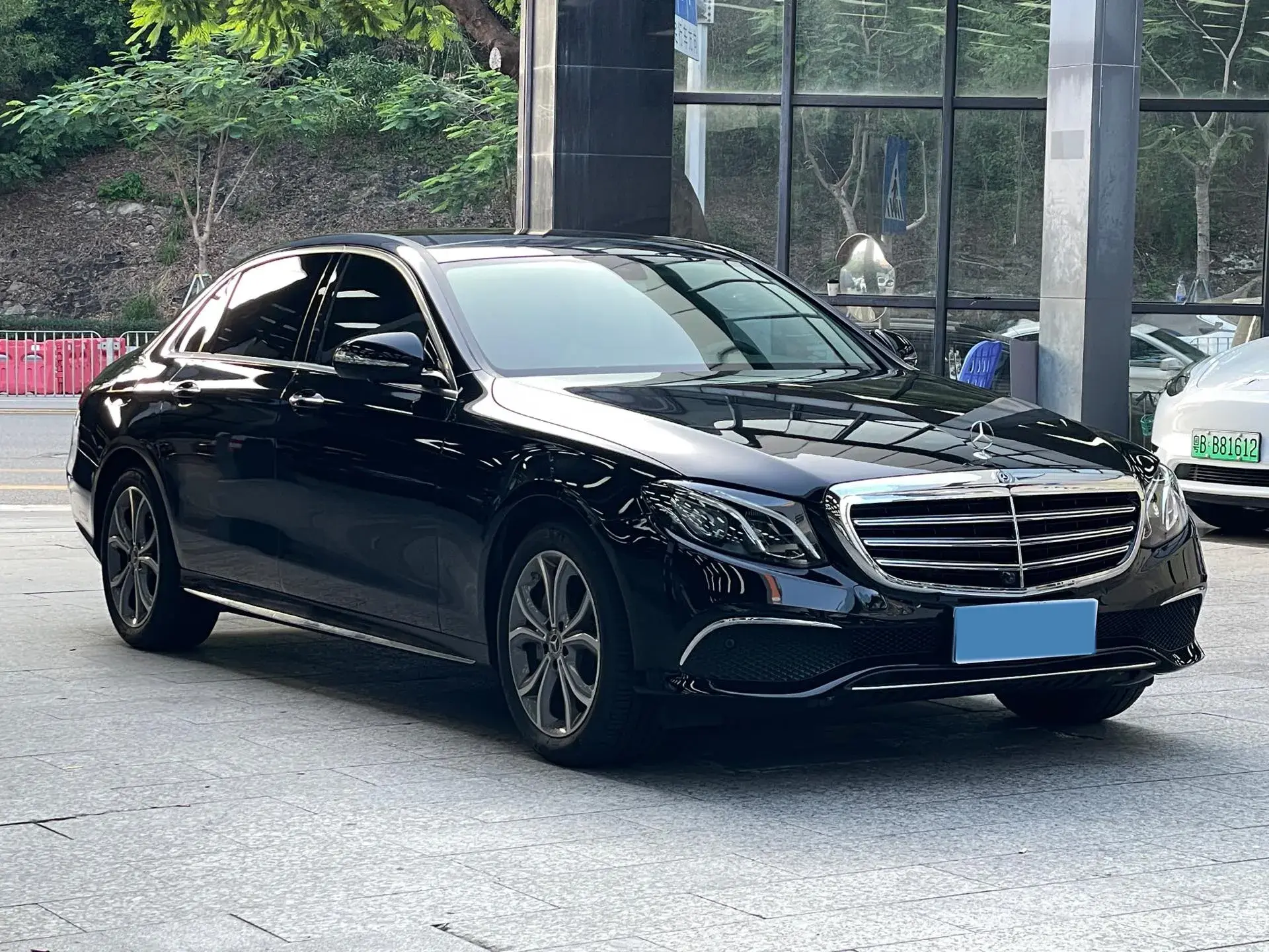 2020 MERCEDES-BENZ E thumbnail 3
