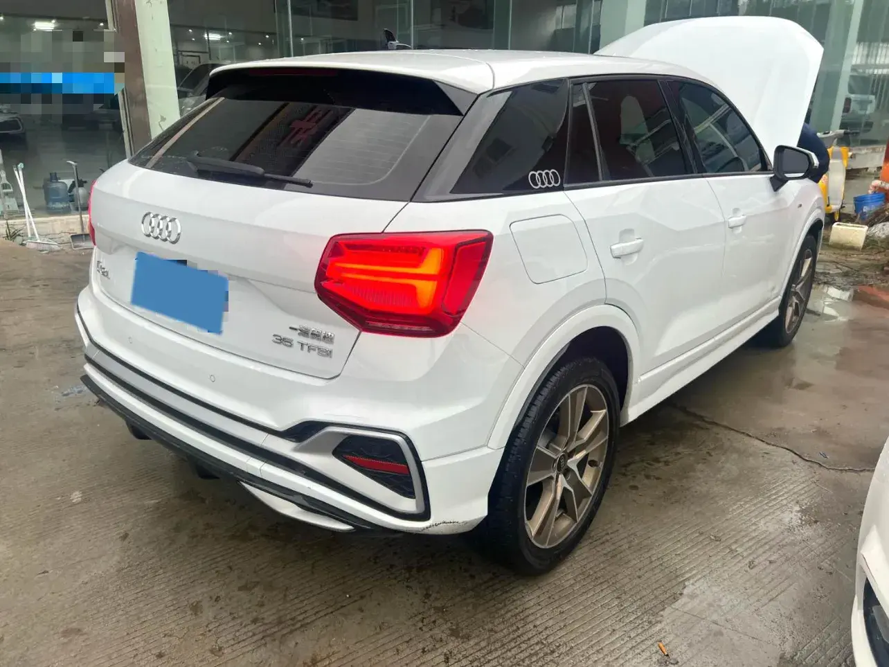 2022 AUDI Q2L thumbnail 4