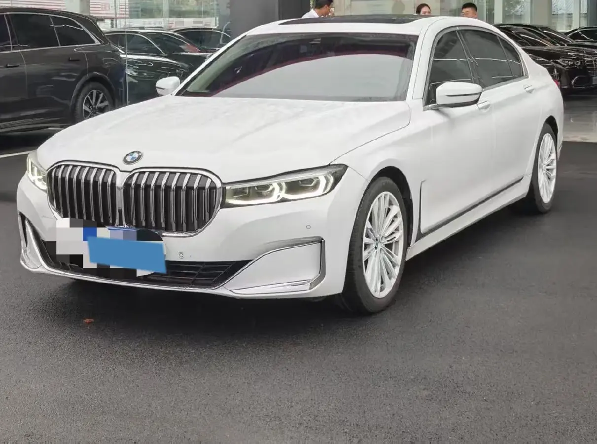2021 BMW 7 Series 2.0T 265HP L4 8AT 2021 BMW 7 Series 2.0T 265HP L4 8AT