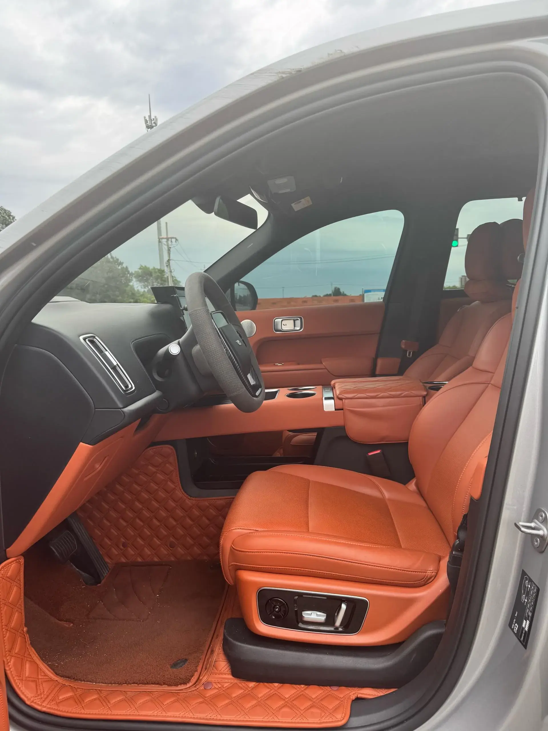 2022 LI L9 thumbnail 4