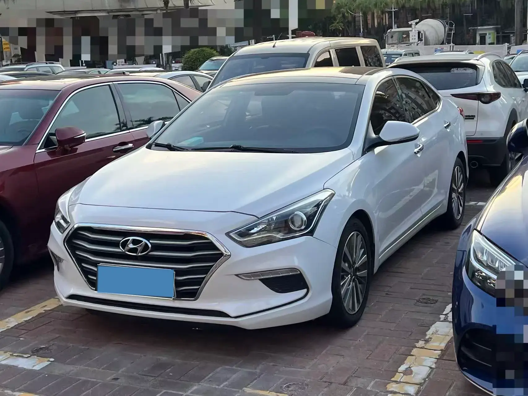 2019 HYUNDAI MISTRA view 1