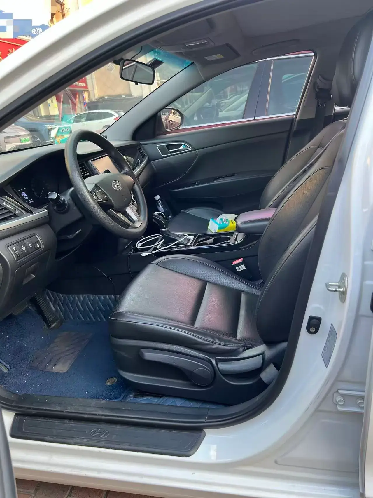 2019 HYUNDAI MISTRA thumbnail 4