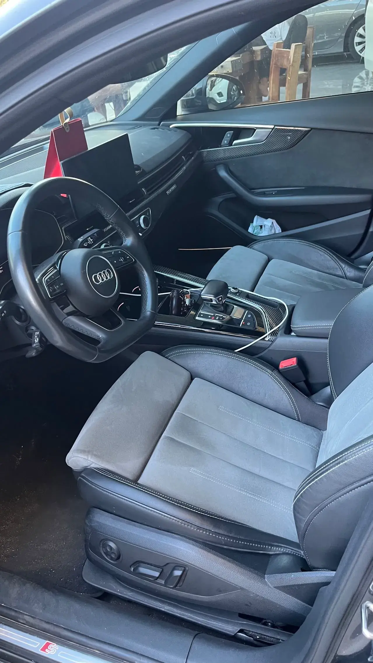 2022 AUDI A4L thumbnail 4