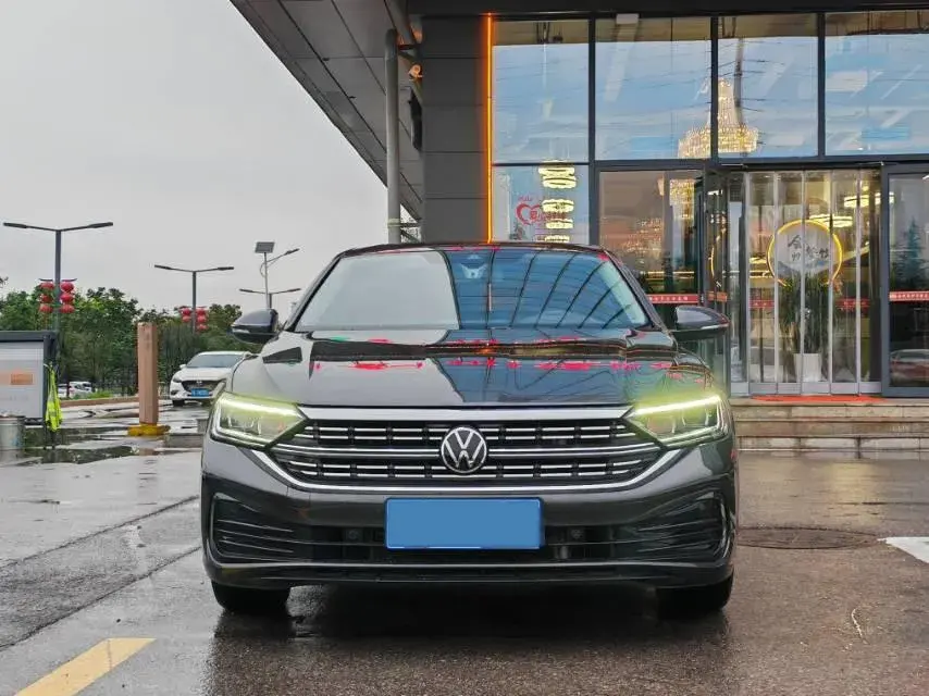 2023 VOLKSWAGEN SAGITAR thumbnail 2