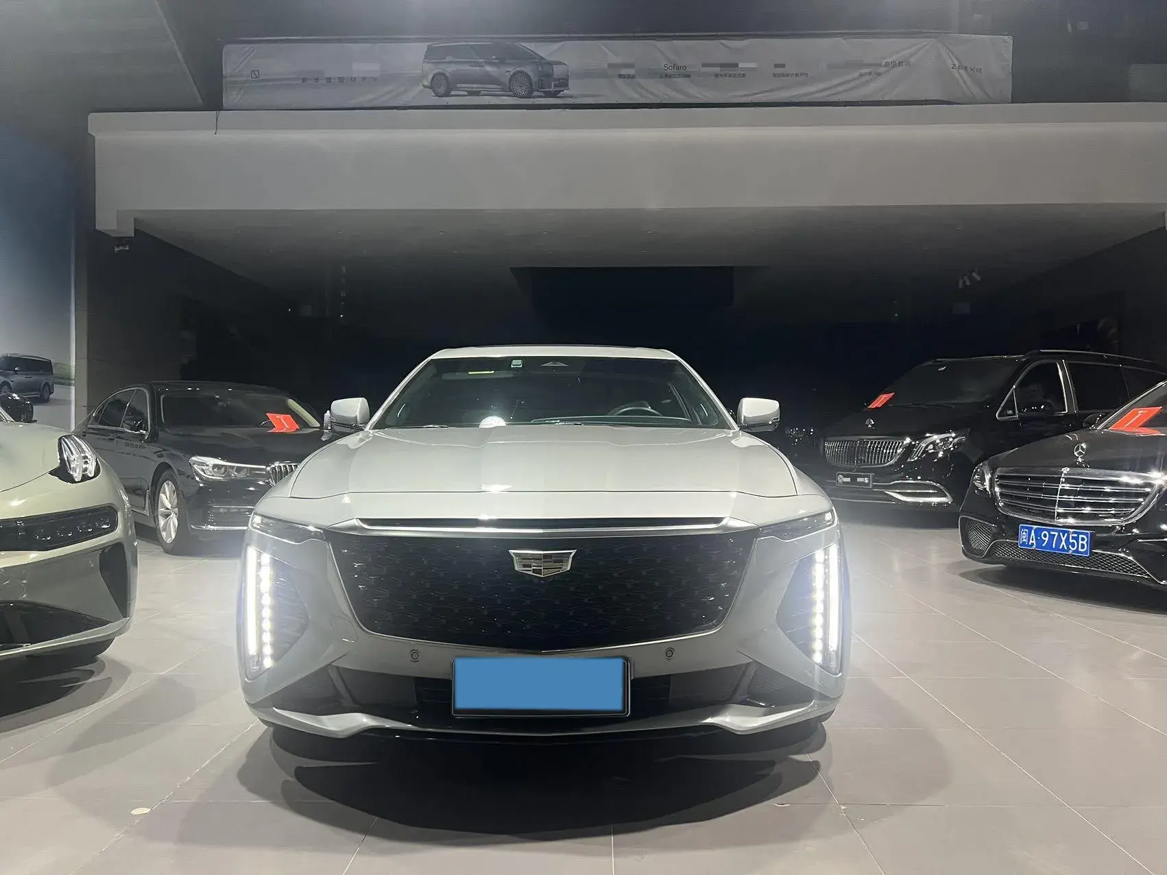 2023 CADILLAC CT6 thumbnail 2
