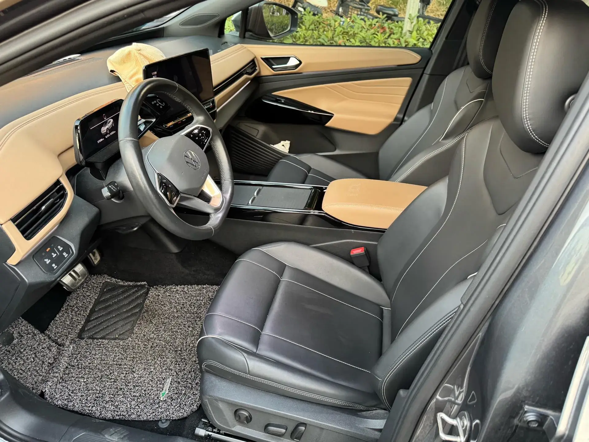 2022 VOLKSWAGEN ID.4 thumbnail 4