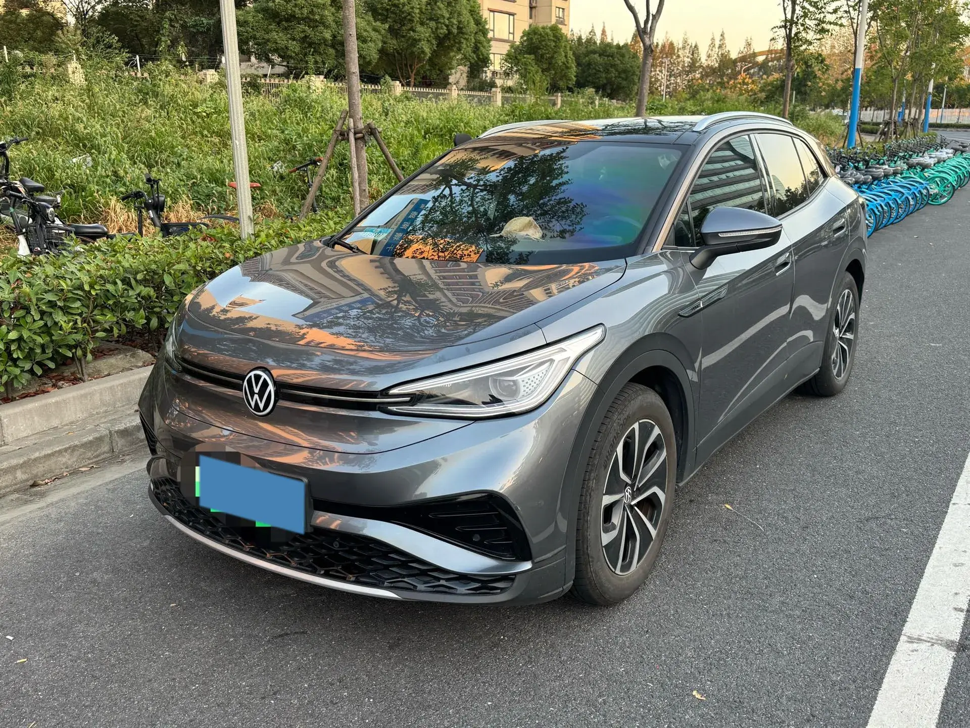 2022 VOLKSWAGEN ID.4 view 1