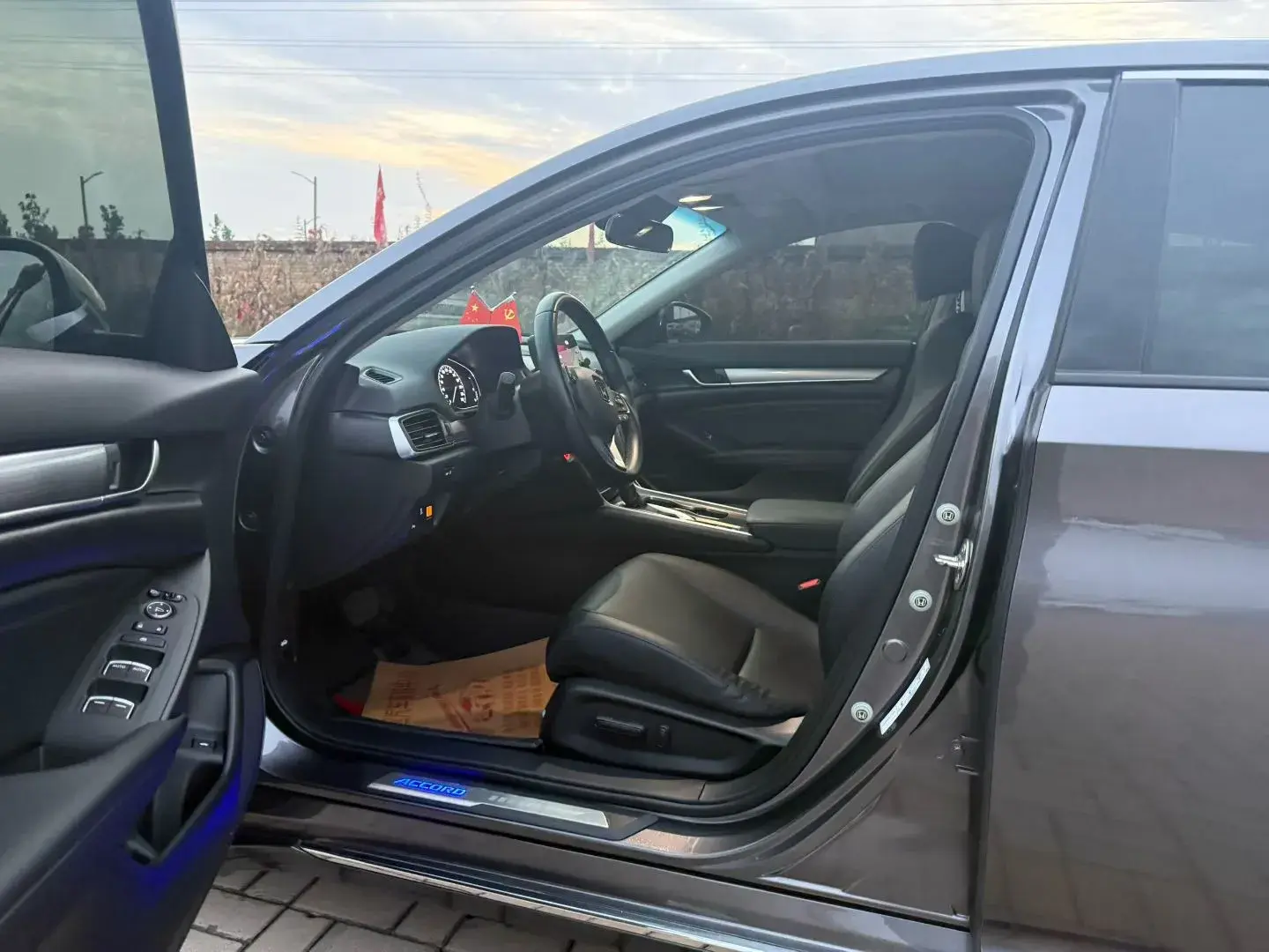 2021 HONDA ACCORD thumbnail 3