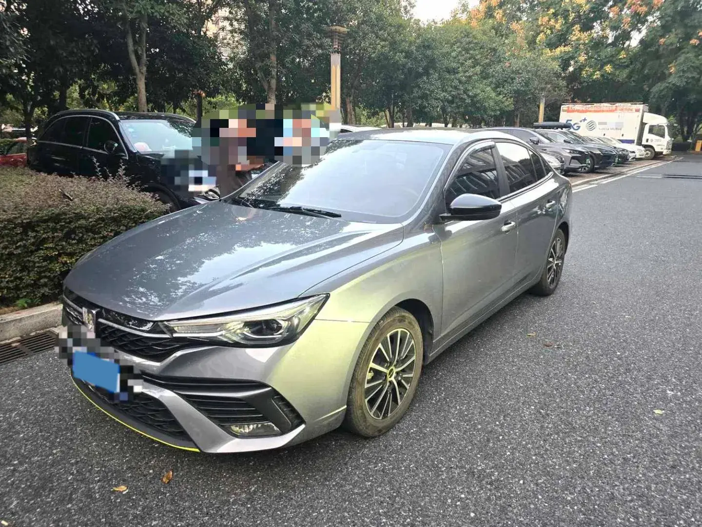 2021 ROEWE I5 view 1