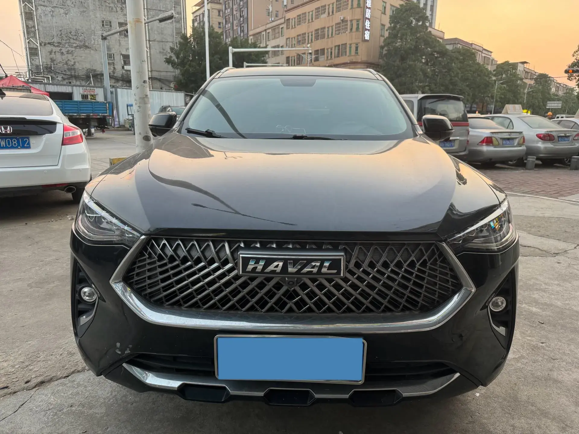 2021 HAVAL F7 thumbnail 2