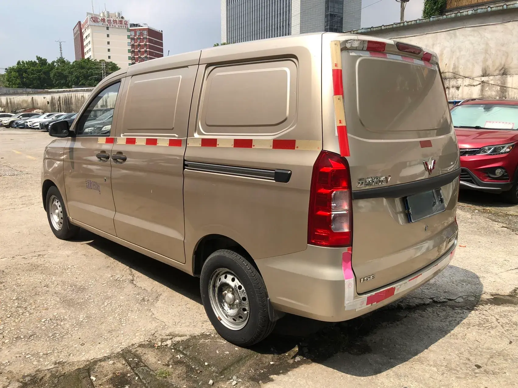 2019 WULING HONGGUANG thumbnail 4