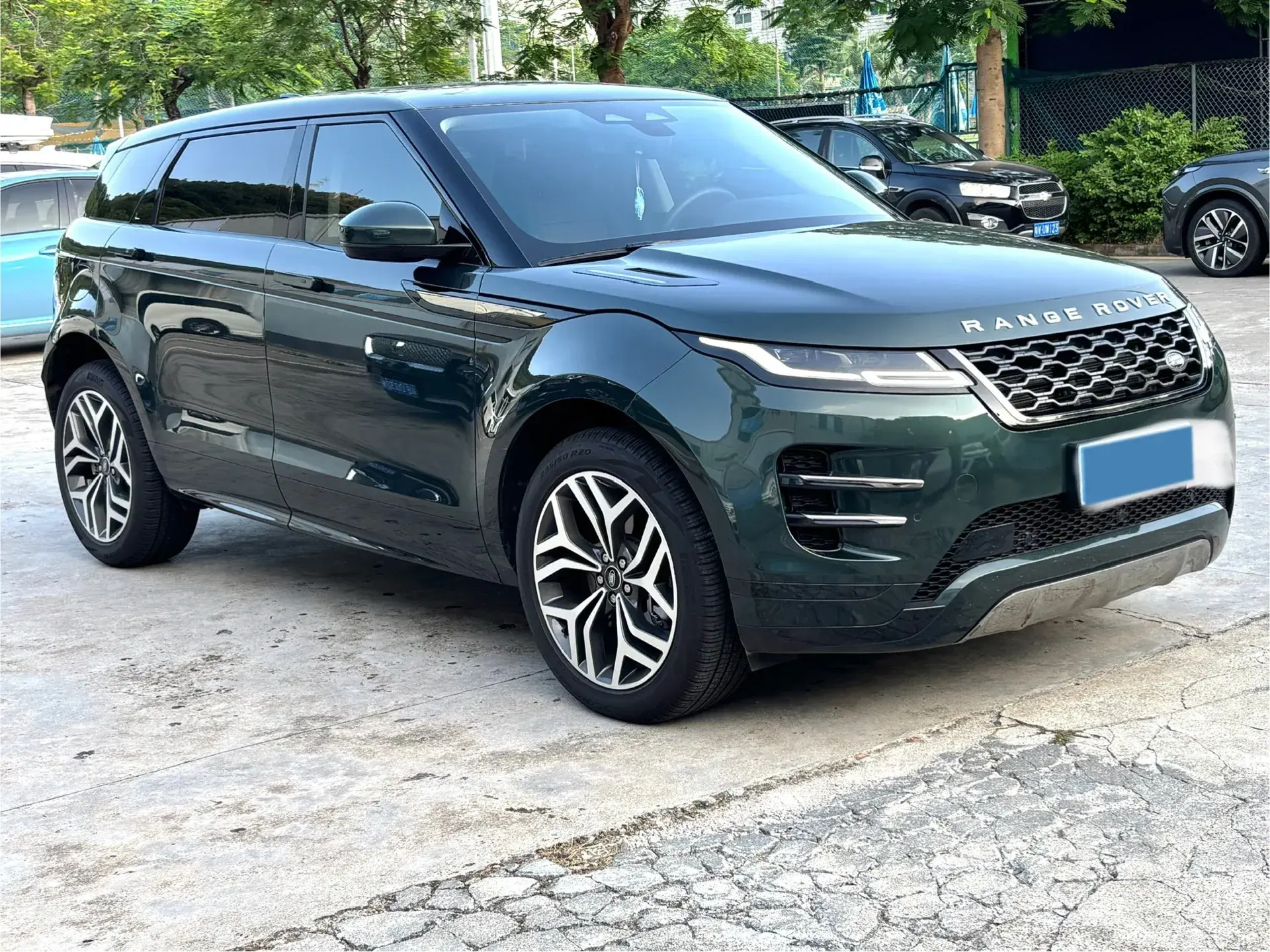 2024 LAND ROVER thumbnail 2
