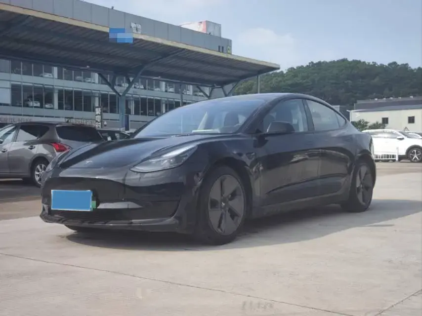 2022 Tesla Model 3 BEV 60KWH