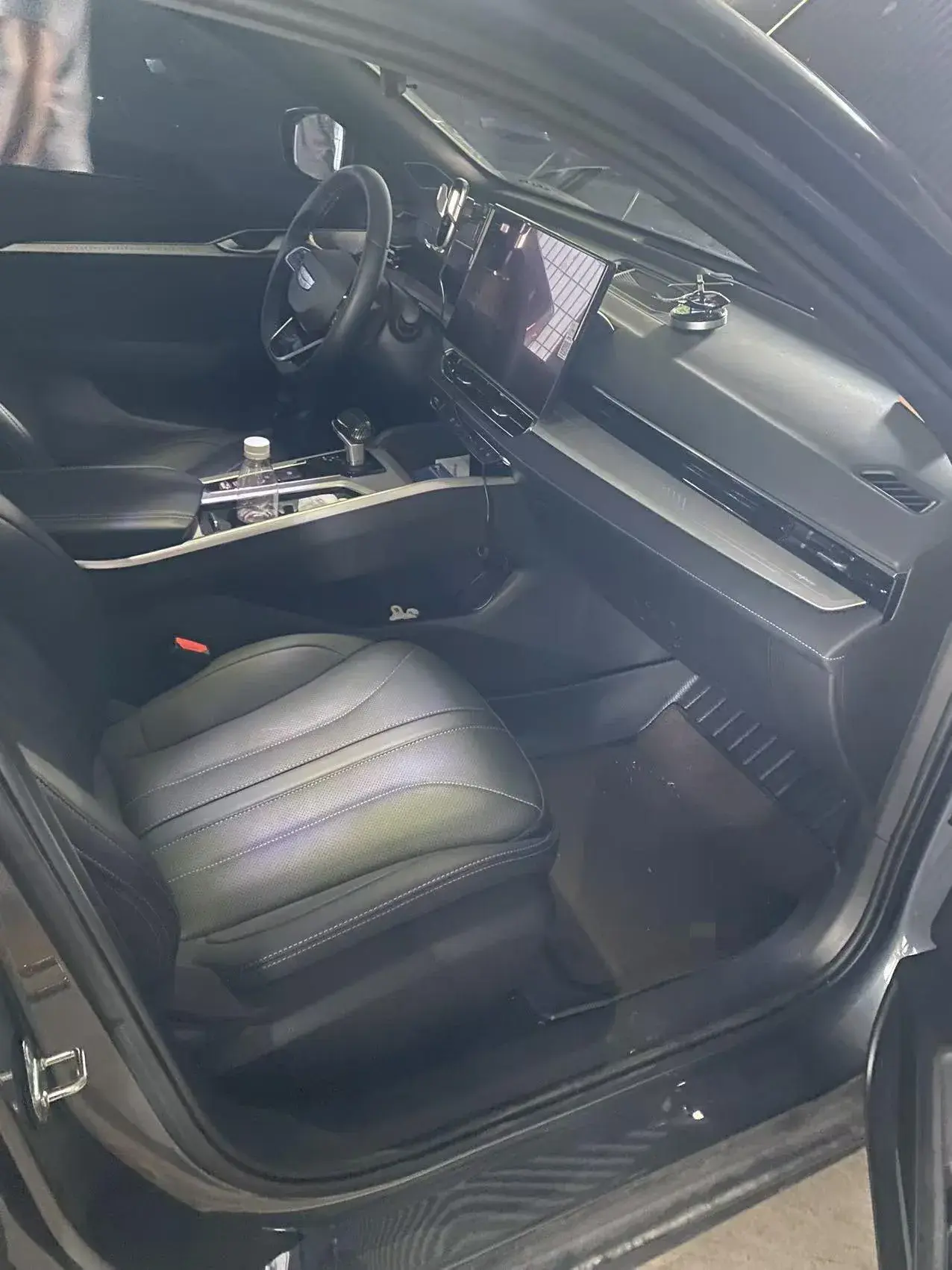 2025 GEELY PREFACE thumbnail 4