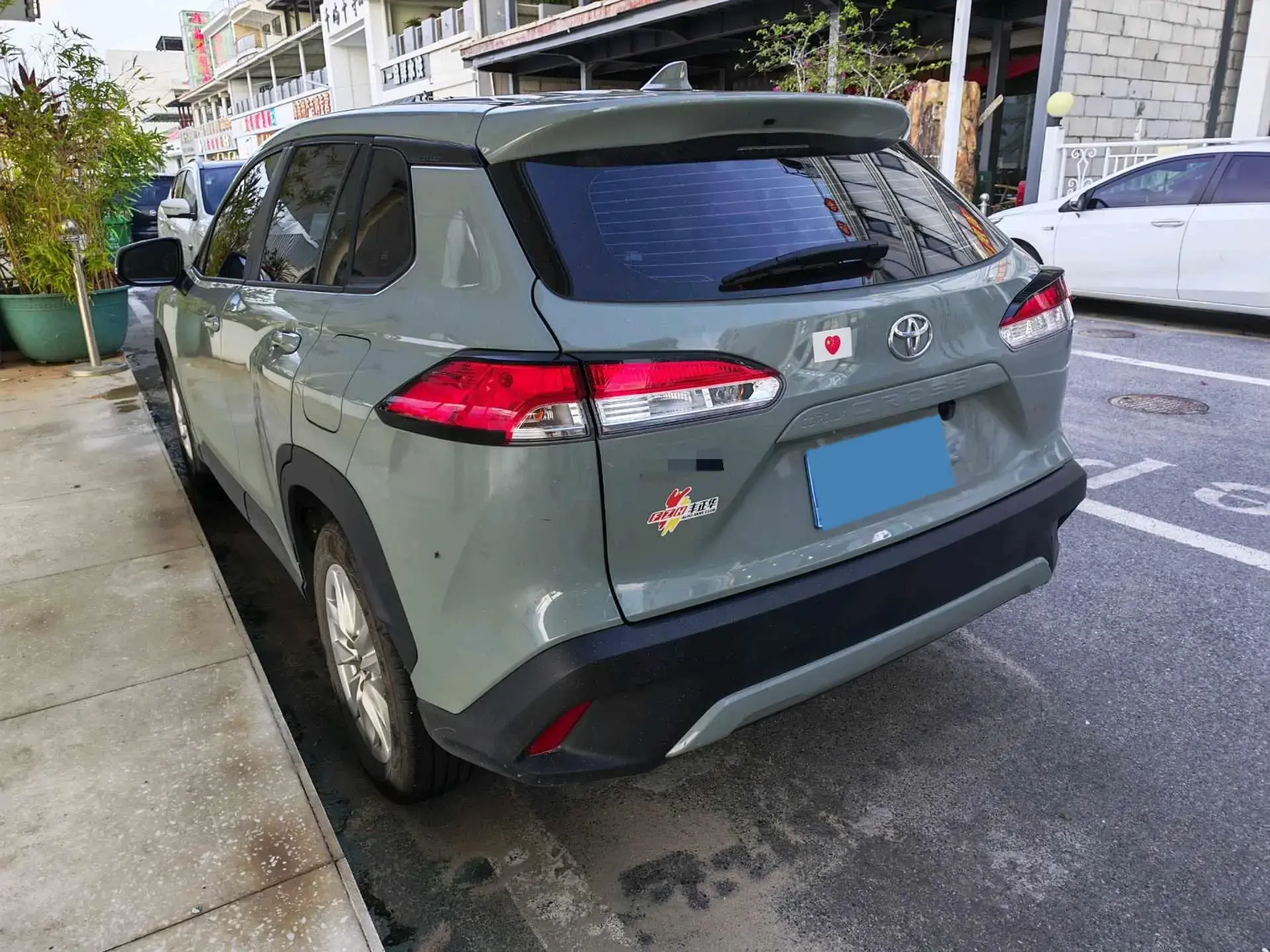 2023 TOYOTA COROLLA thumbnail 4