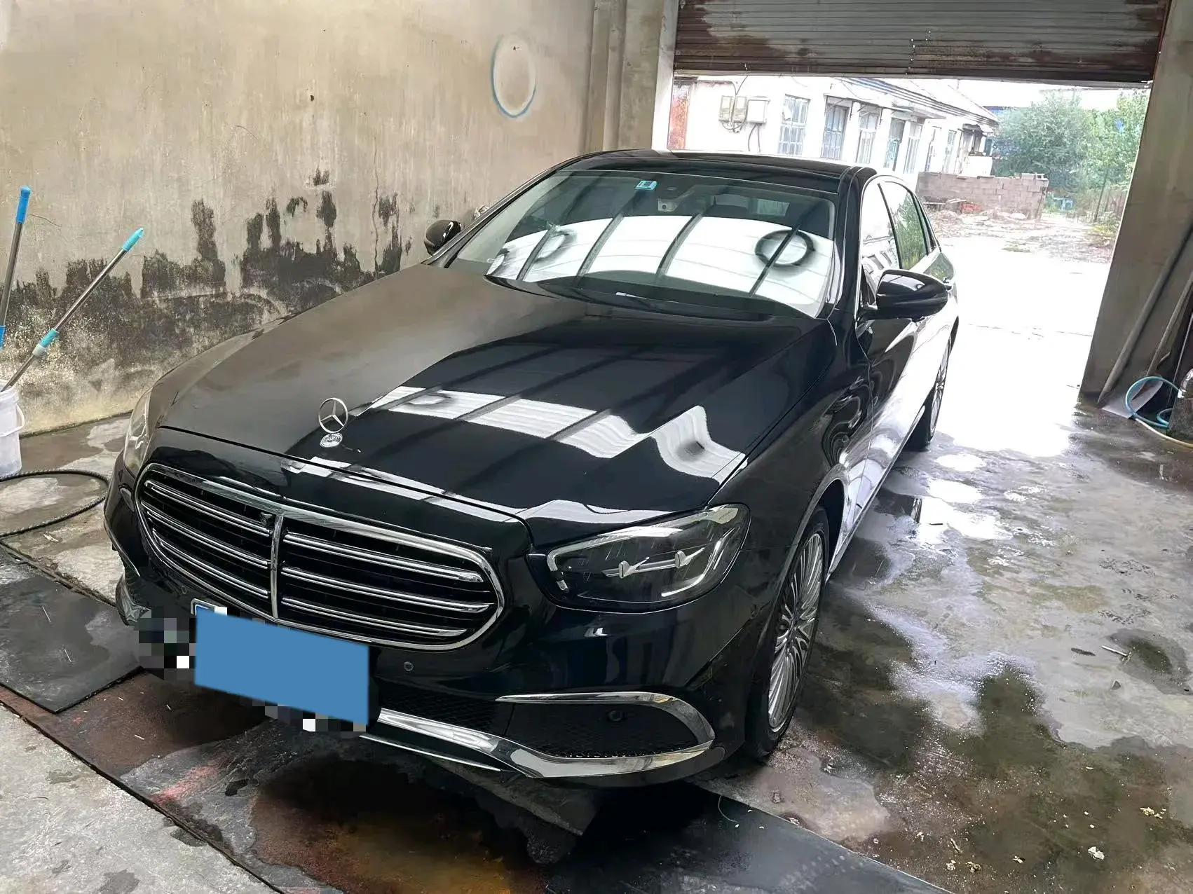 2021 MERCEDES-BENZ E view 1