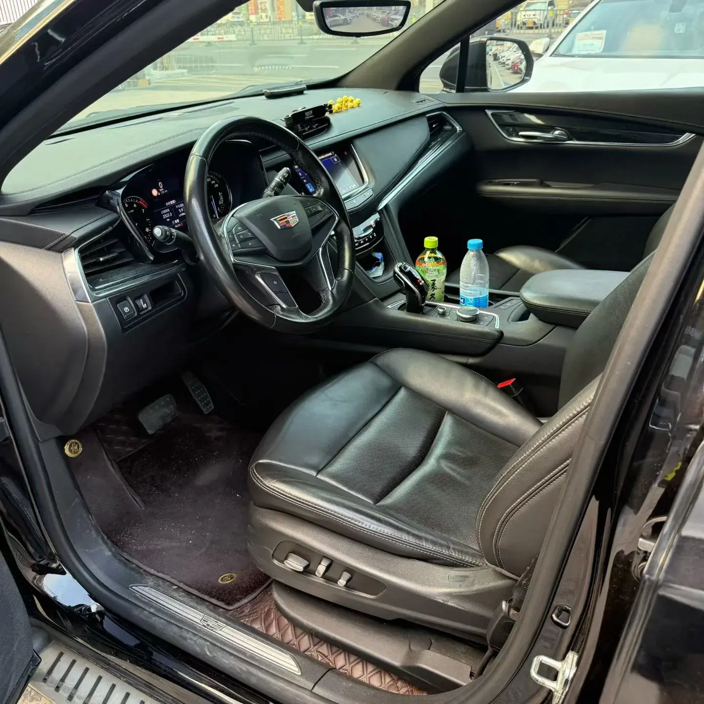 2021 CADILLAC XT5 thumbnail 4