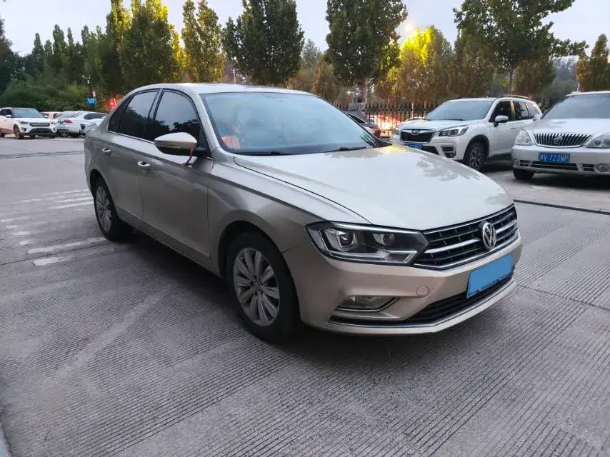 2018 VOLKSWAGEN BORA thumbnail 3