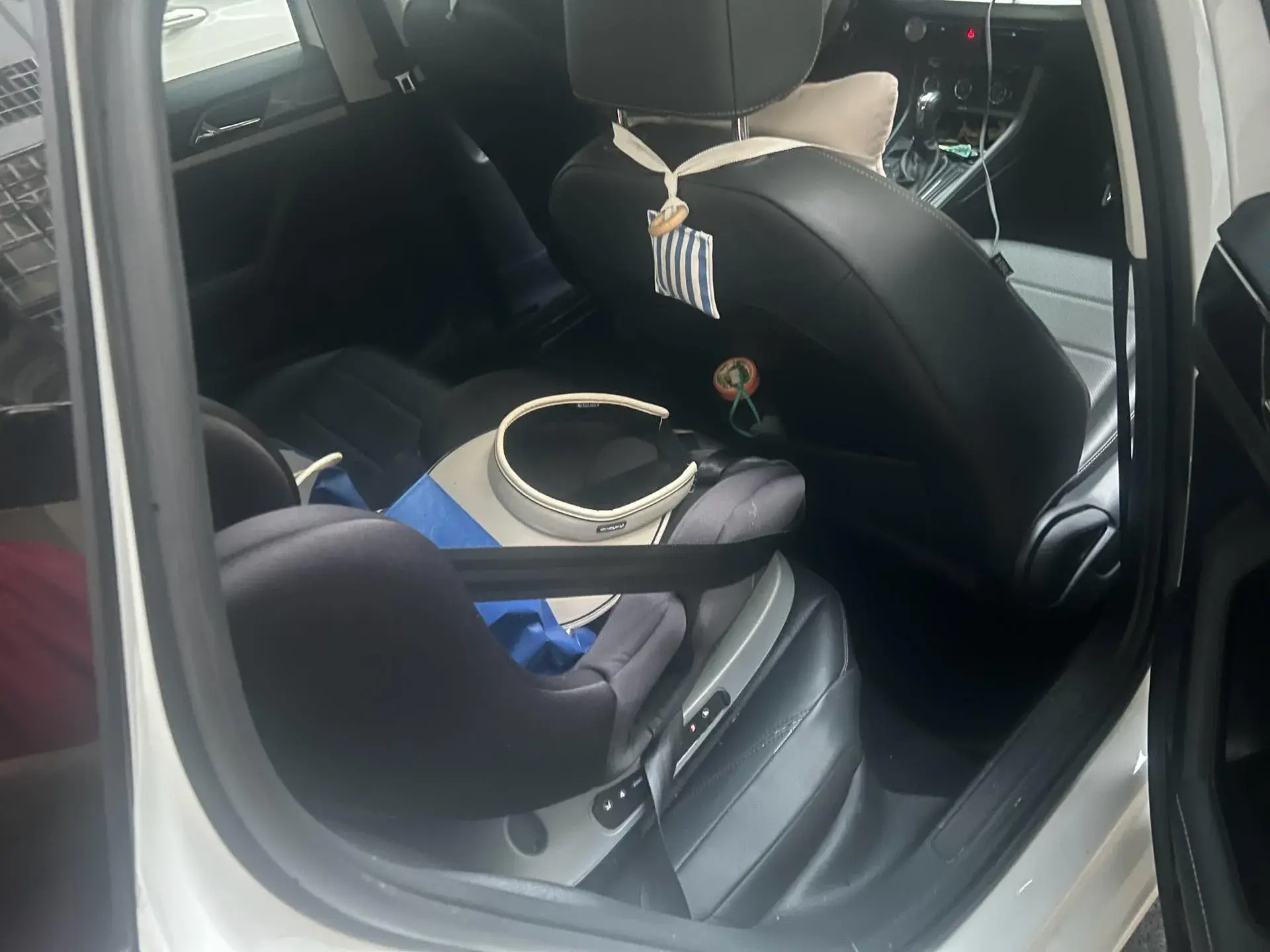 2021 VOLKSWAGEN LAVIDA thumbnail 4