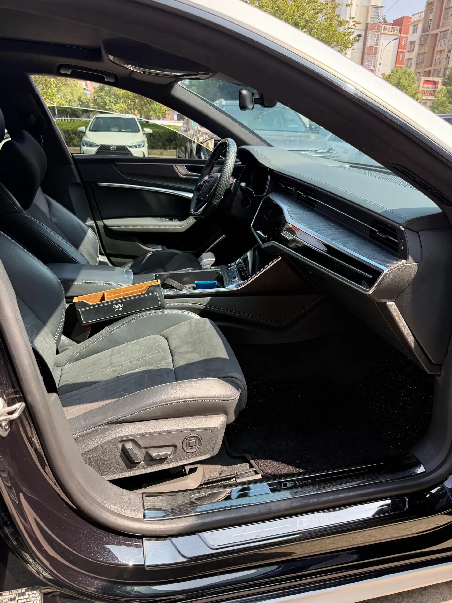 2024 AUDI A7L thumbnail 4