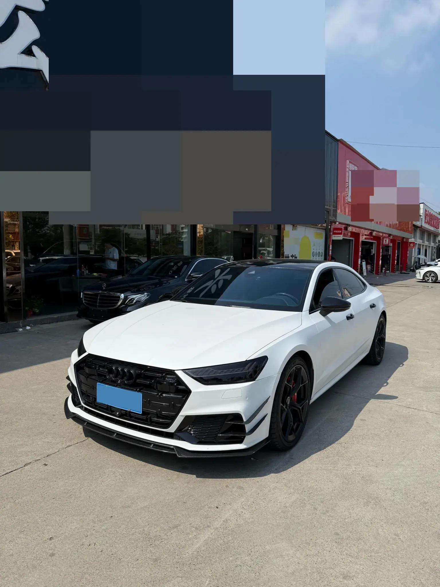 2024 AUDI A7L view 1