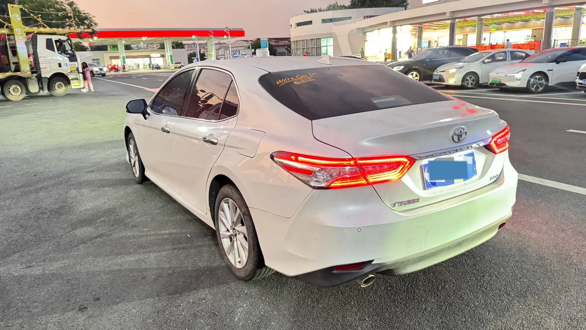 2023 TOYOTA CAMRY thumbnail 4