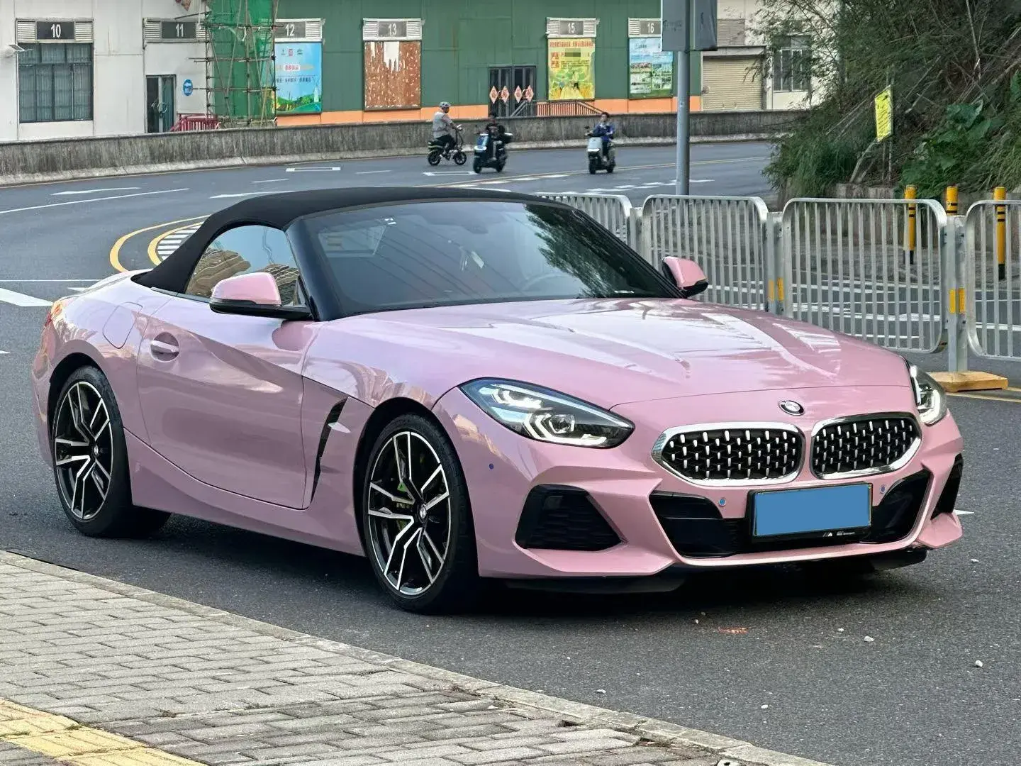 2019 BMW Z4 thumbnail 3
