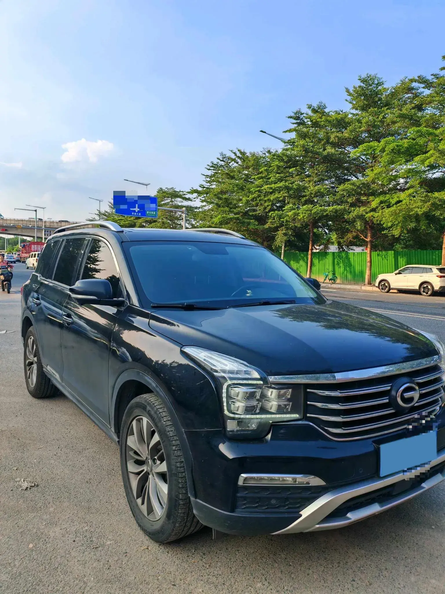 2019 GAC TRUMPCHI thumbnail 3